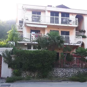 Maja Apartman